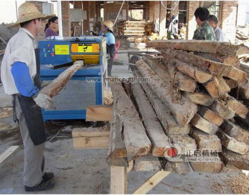 廣東省-從化市-方木多片鋸加工現(xiàn)場(chǎng)