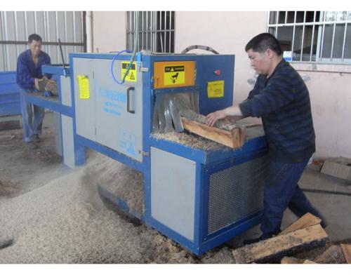 四川省廣元市-圓木200機(jī)加工現(xiàn)場